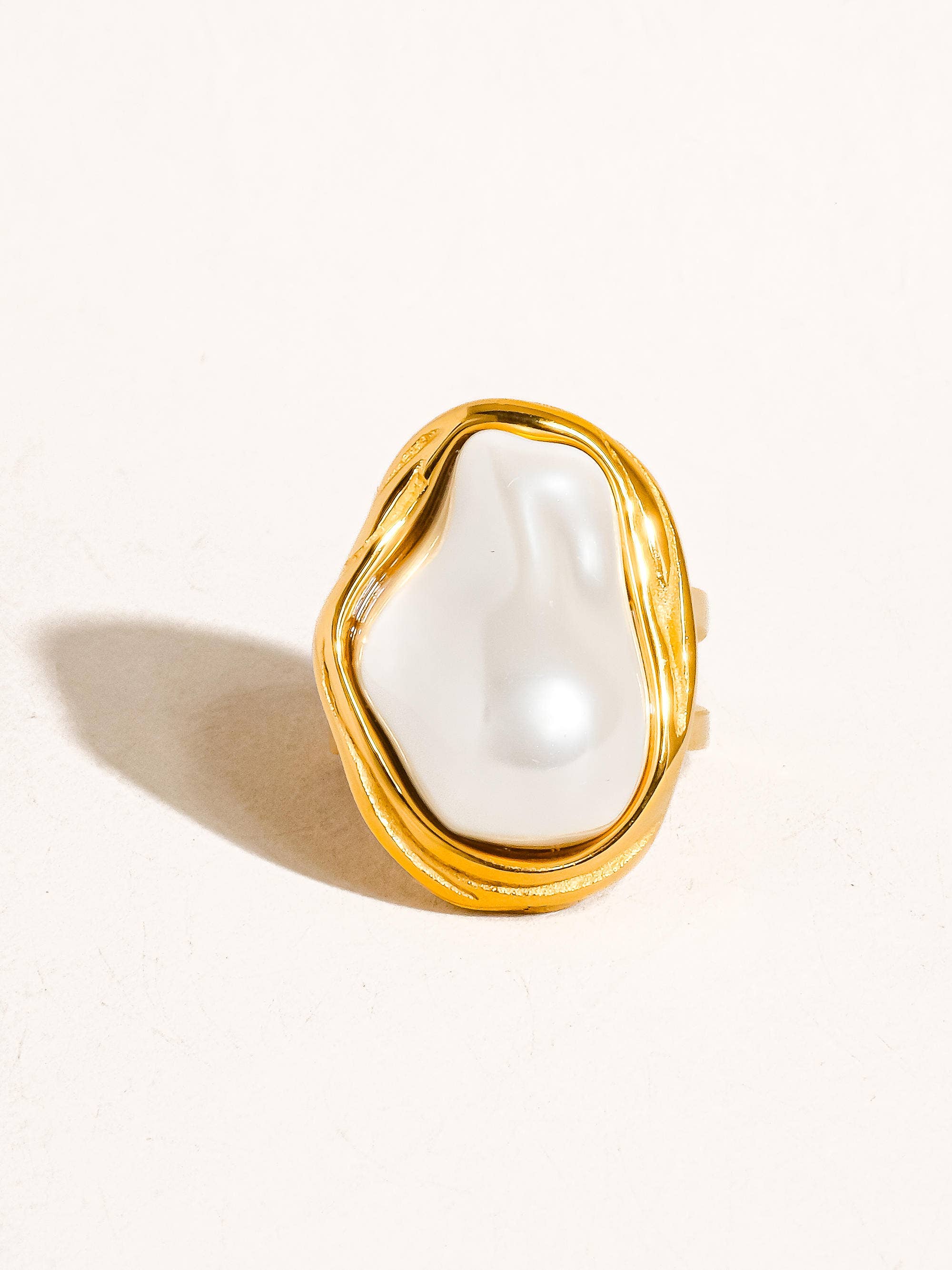 Romano Ring